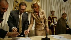 Corina Porro accedi� a la alcald�a de Vigo en el 2003, despu�s de que Ventura P�rez Mari�o (izquierda) perdiese una moci�n de confianza.