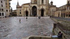 Vista general de la plaza de la catedral de Oviedo