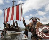Catoira ha convertido el desembarco vikingo de agosto en toda una se�a de identidad. 