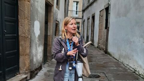 Vaida en un recorrido por el casco hist�rico de Santiago, la ciudad en la que reside esta lituana.