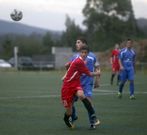 El rianxeiro �lvaro (de rojo), en el partido disputado en Vilas. 