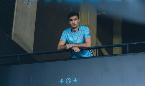 �lvaro N��ez, en Bala�dos tras convertirse en jugador del Celta.