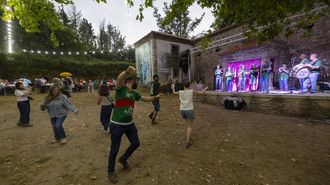 As Neves, en Dumbr�a, � territorio de foliada: �as imaxes!