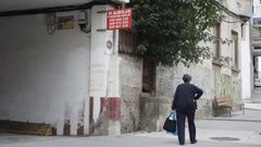 Cartel de plazas de alquiler en un garaje de la calle Cerca