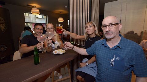 Inauguración en Boiro de la cafetería Barbantia