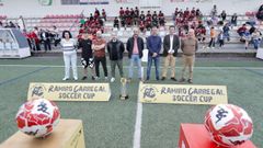 <span lang= gl >Imaxe da presentaci�n oficial da quinta edici�n da Ramiro Carregal Soccer Cupa Sub-16 no Campo Municipal de Vilaxo�n.</span>