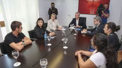 Los portavoces de las familias de las v�ctimas del Villa de Pitanxo se reunieron con Rueda el pasado s�bado en Santiago