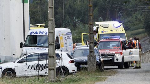 Desde los todo terreno los heridos eran trasladados a las ambulancias conforme se iban encontrando