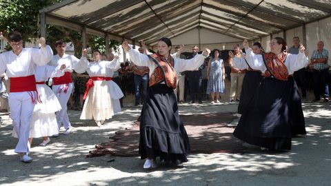 INAUGURACION FESTA DA XOUBA CON LA ACTUACION MUSICAL DE FOGO FATUO