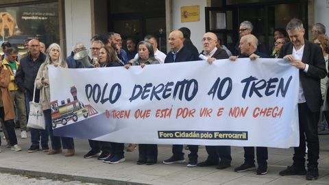 Una de las primeras protestas del Foro Cidadn polo Ferrocarril, el pasado 18 de octubre.