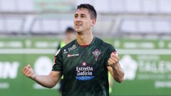 Manu Justo celebra el tanto anotado ante el Linense.