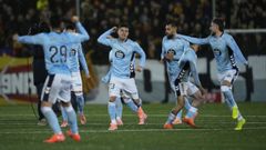 Los futbolistas del Celta celebran el pase a dieciseisavos de final de la Copa del Rey.