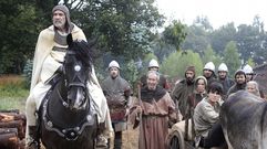 Fotograma do primeiro episodio da serie �O final do cami�o�, unha produci�n de Voz Audiovisual centrada na construci�n da catedral de Santiago de Compostela