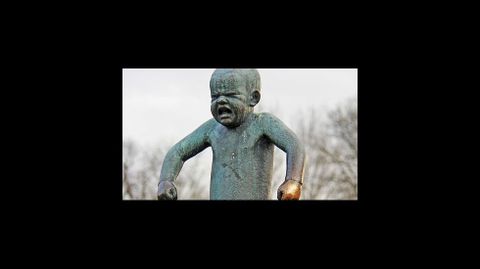 �El ni�o enfadado�, escultura en el parque Frogner, de Oslo. Las primeras rabietas no dejan de ser un reflejo del desarrollo de los hijos
