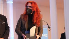 Bibiana Candia (A Coru�a, 1977), recogiendo el premio este jueves.