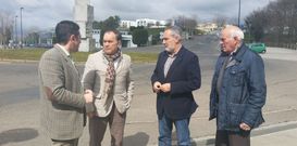 Rial, Crespo, Tour�s y Boda�o se desplazaron al pol�gono para ver sobre el terreno el estado de los viales.
