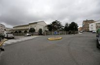 Creen que las pandillas se citaron por WWhatsApp en la zona de Os Castros, frente al colegio. 