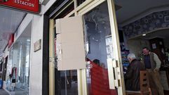 En 2016, el hombre caus� desperfectos y peg� dos tiros con una pistola en un bar de Xinzo