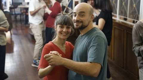 Julia Rodrguez Bujn yPablo Snchez Rodrguez durante una actividad de baile en Ourense