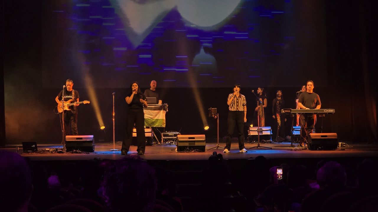 Zavala prende «Lume»