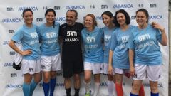 Varias actrices galegas, con Morris nun Derbi dos artisti�as