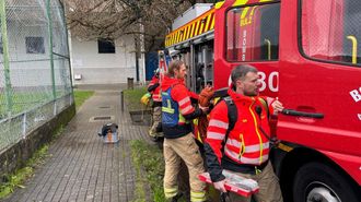 Bomberos en A Malata.