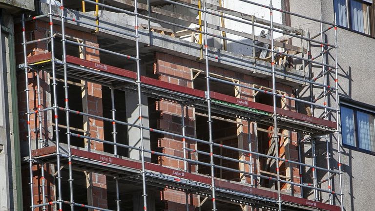 El Concello de Ribeira recaud� este a�o 430.000 euros en 265 expedientes, lo que se traduce en una media de 1.600 euros por recibo.