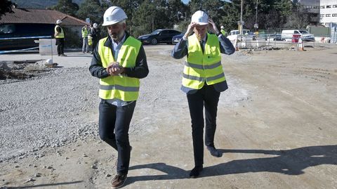 el presidente de la Xunta Alfonso Rueda visita las obras del hospital Gran Montecelo
