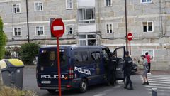 Imagen de archivo de una operaci�n policial en el barrio de Covadonga