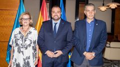 Gabriela Murgu�a, Adri�n Barb�n y Mart�n Pel�ez