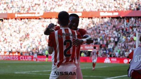 Derbi asturiano entre el Real Sporting de Gijon y el Real Oviedo en El Molin�n