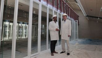 O presidente da RAG, Henrique Monteagudo, e Gonzalo Moure, o arquitecto