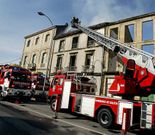 El despliegue de efectivos, personales y de veh�culos, para atajar el incendio fue espectacular.