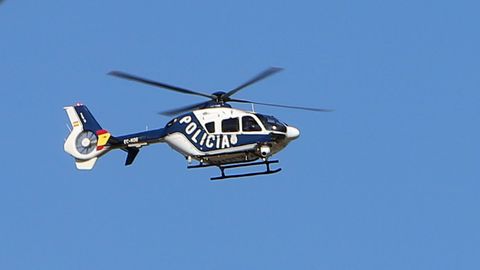 Redada de la Polic�a Nacional sobrevolando Vilanova