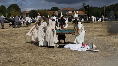 Las escenas se suceden en diversos puntos del campo de batalla