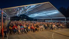 Las entradas se agotaron para ver el concierto de Xabier Daz desde una silla en Vilouchada