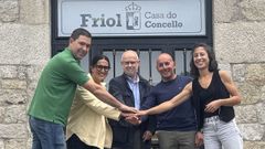 El Grupo Vall Companys visit ayer el Ayuntamiento de Friol