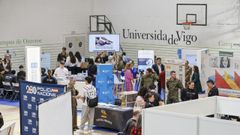 Alumnos del campus de Ourense, este martes en la cuarta edici�n de EmpregoinCampus.
