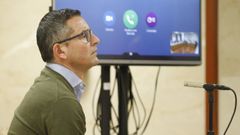 �scar Fern�ndez Nieves, exresponsable del concesionario de coches SS Fern�ndez de Santiago, durante su declaraci�n en el juicio