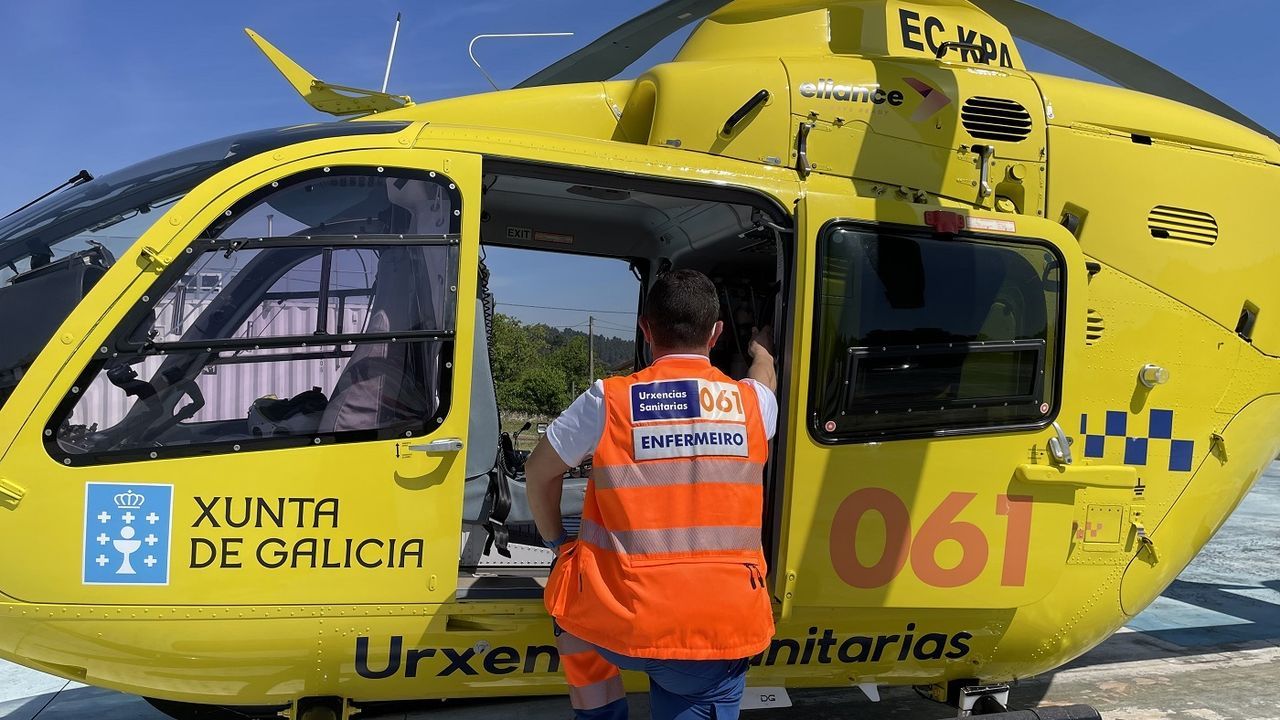 Herido de gravedad un trabajador tras caer de un tejado en Vila de Cruces