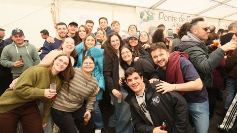 La sesi�n verm� este domingo, muy concurrida y con un gran ambiente