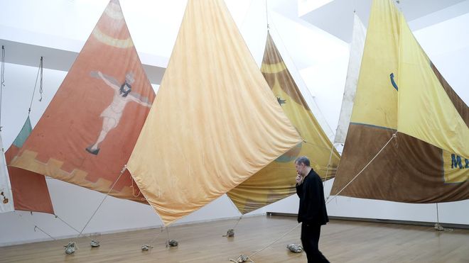 Exposici�n de Giannis Kounellis en el CGAC.