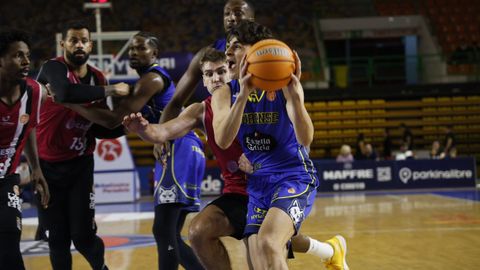 El plantel cobista retoma la competicin regular, tras su valioso triunfo en la Copa de Espaa