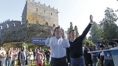 Mariano Rajoy, entonces presidente del Gobierno, y Feijoo, en el castillo de Soutomaior, en el 2015.