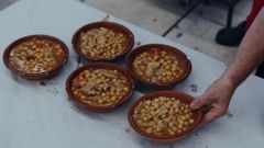 Raciones de callos a la gallega.