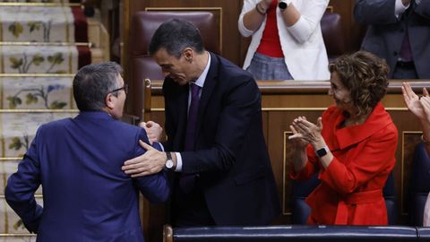 Sánchez felicita a Patxi López por su intervención