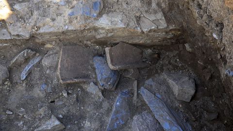 Excavacina arqueolgica en una villa romana en Coea, Castro de Rei