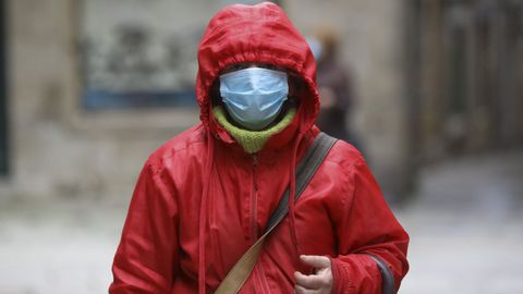 Bajan los casos activos en Galicia y las ucis siguen libres de coronavirus