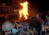 El aquelarre y la hoguera de O Berb�s congregaron a cientos de vigueses. 