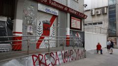 Pintadas contra el presidente del Rayo en el estadio de Vallecas.
